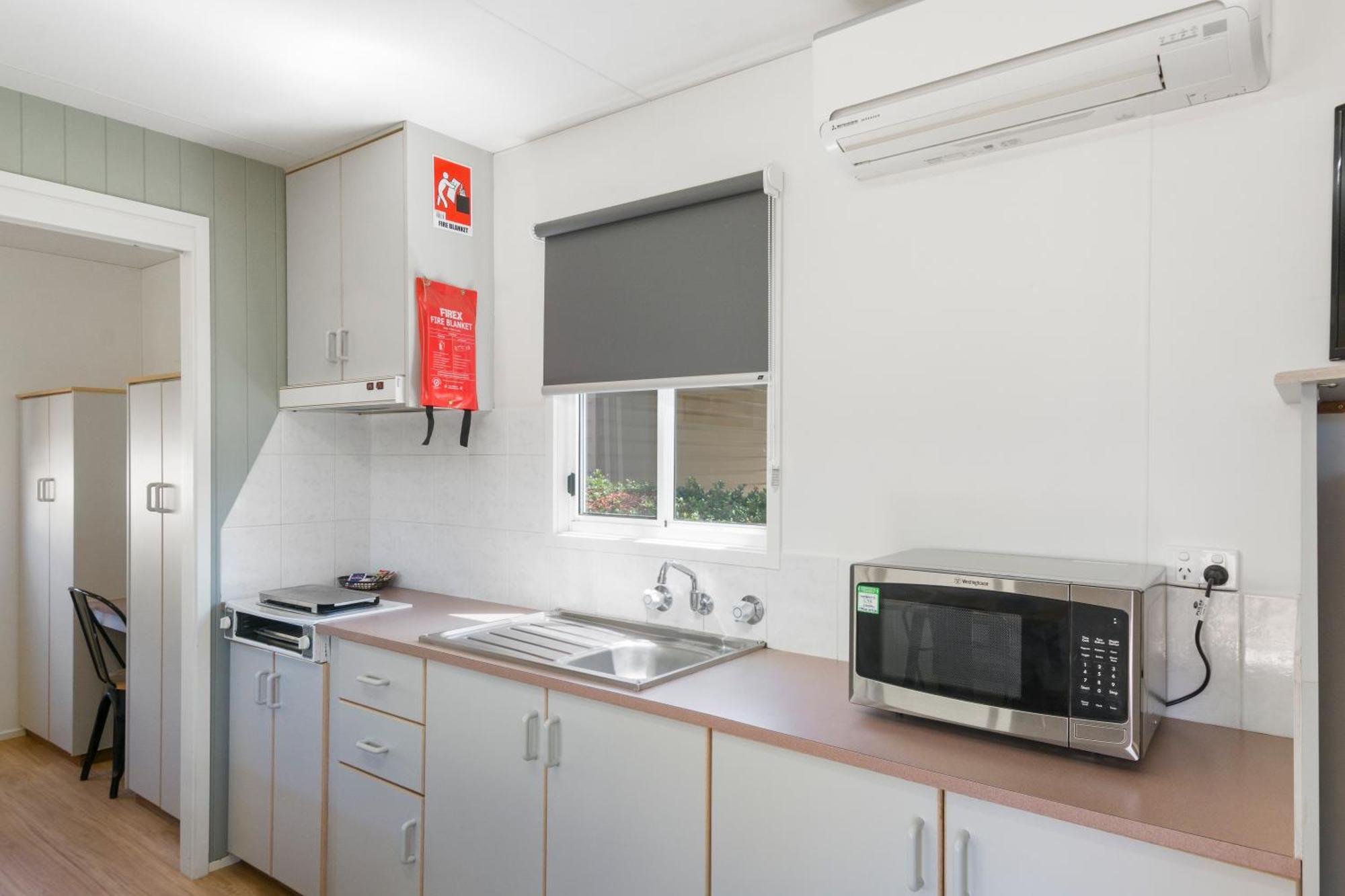 Ingenia Holidays Eden Beachfront Экстерьер фото